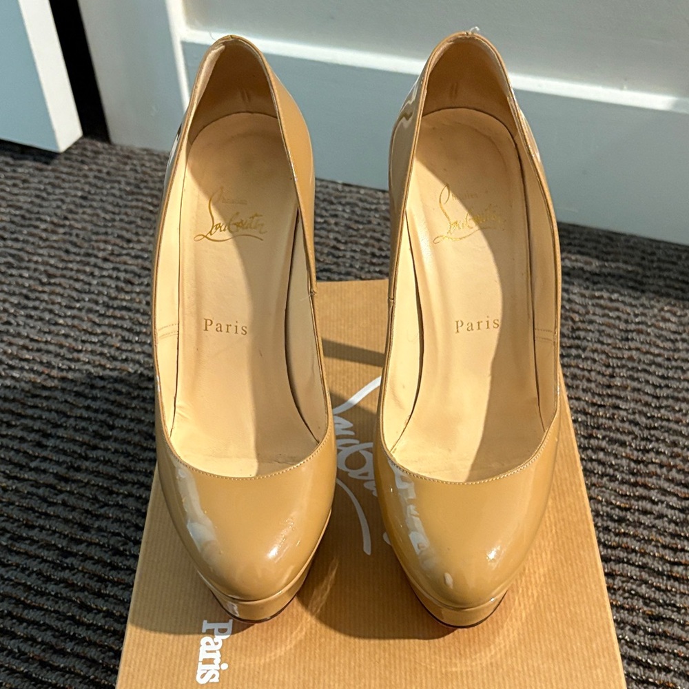 Christian Louboutin Bianca Patent Nude  Heels